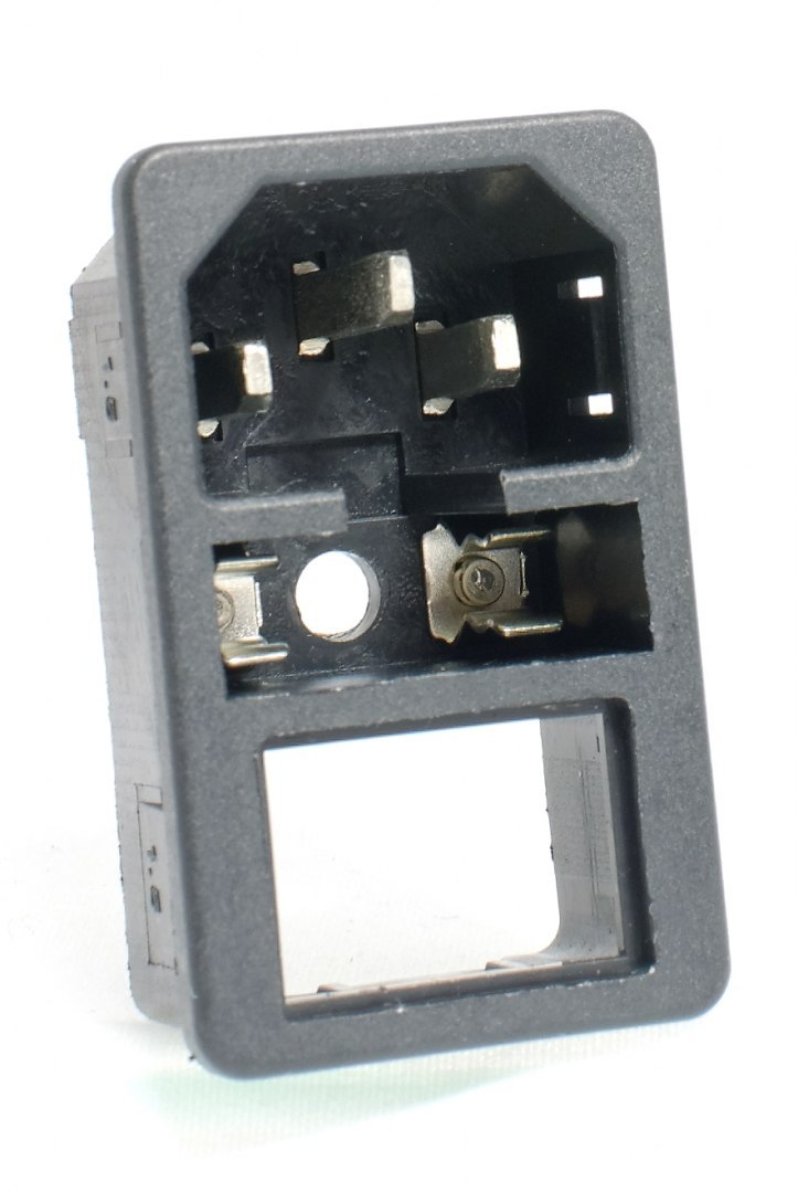 Złącze prądowe z gniazdem bezpiecznika i wyłącznikiem 250V IEC C14